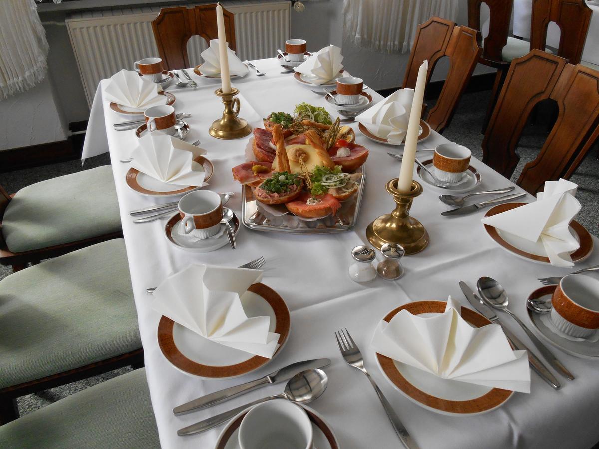 Haus Von Der Heyde Hotel อิเซอร์โลห์น ภายนอก รูปภาพ